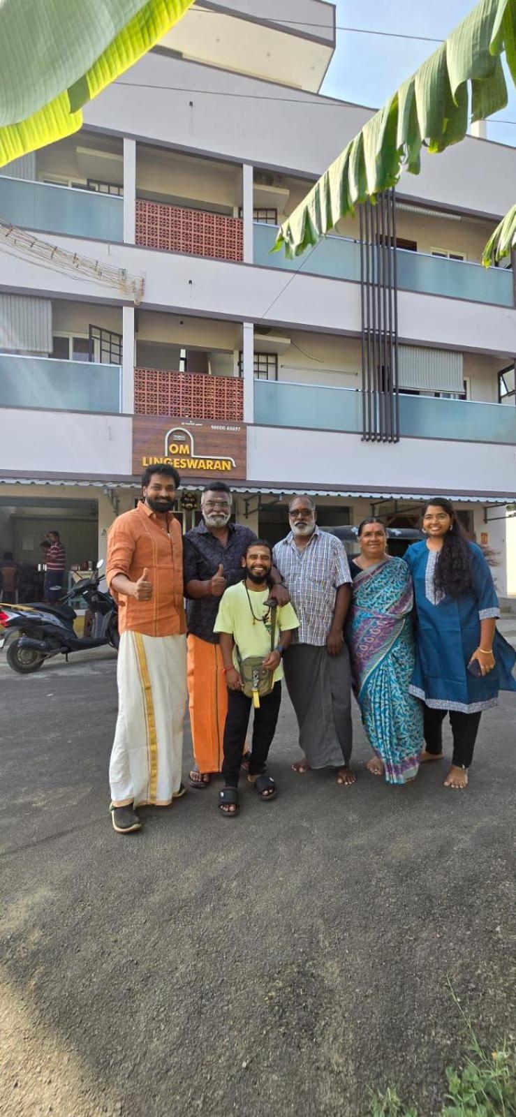 Om Lingeswaran Home Stay Tiruvannāmalai Exterior foto
